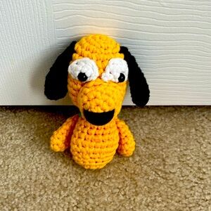 Disney Pluto Keychain Plush Crocheted Stuffed Animal Dog Toy‎ Yellow Black